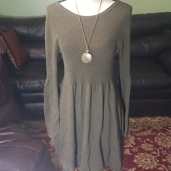 American Eagle Outfitters Dresses & Skirts - American eagle sweater dress